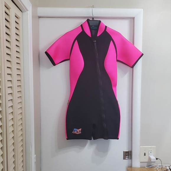 SOLD!!Harvey's Black & Pink Neoprene Scuba Diving Wetsuit Shorts Women’s X-Large - Picture 4 of 10
